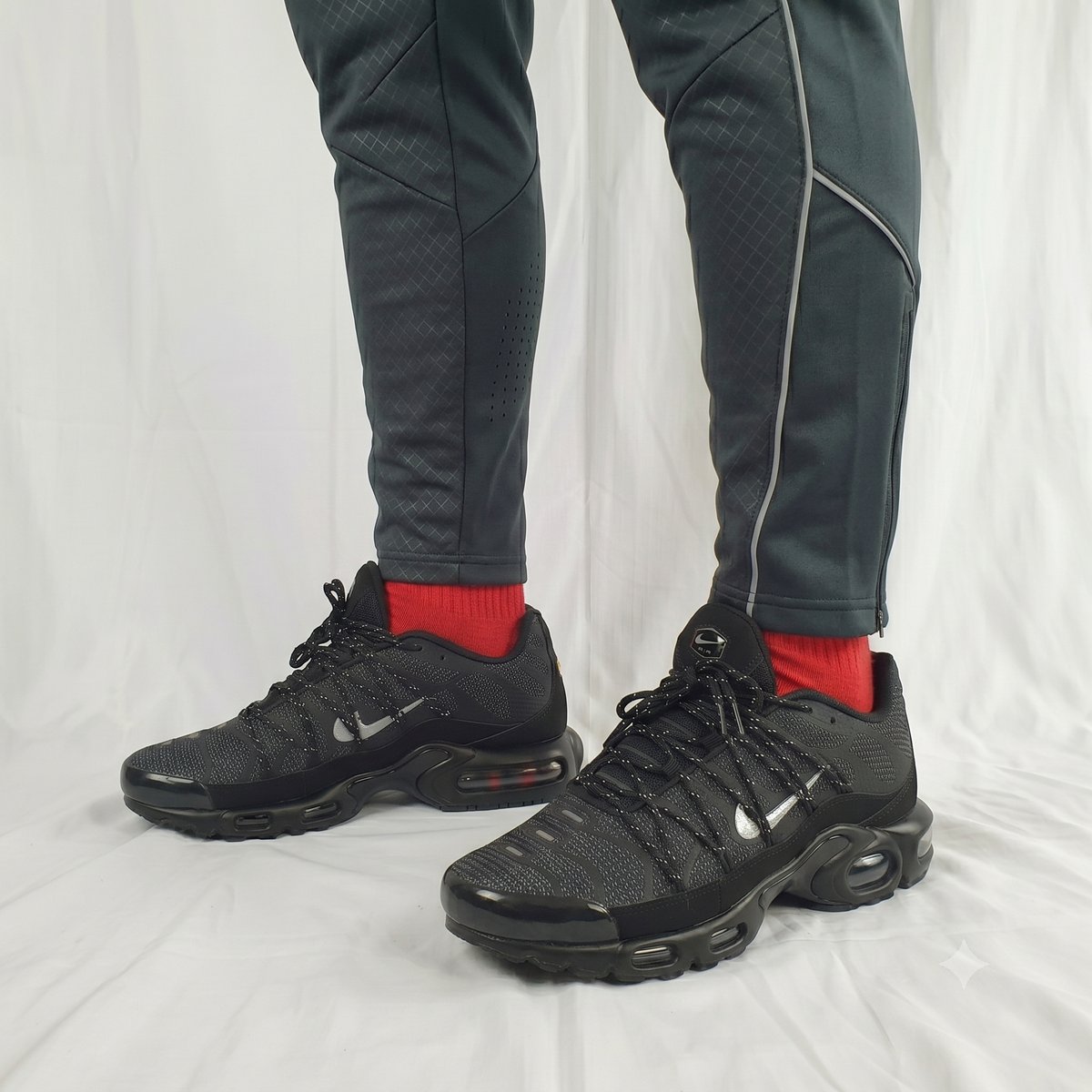 Nike Air Max Plus TN Triple Black #1