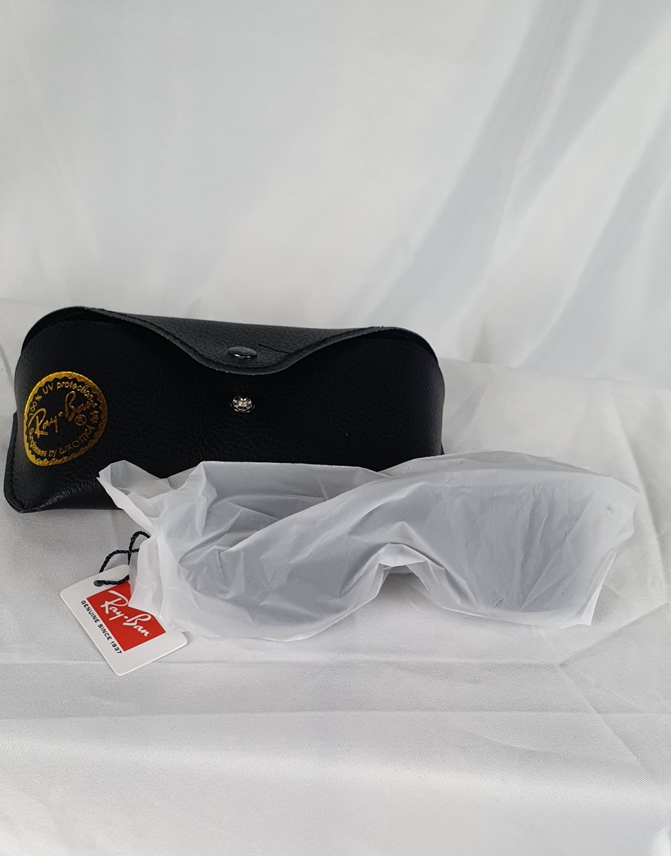 Ray-Ban Sonnenbrille Schwarz mit Etui #2