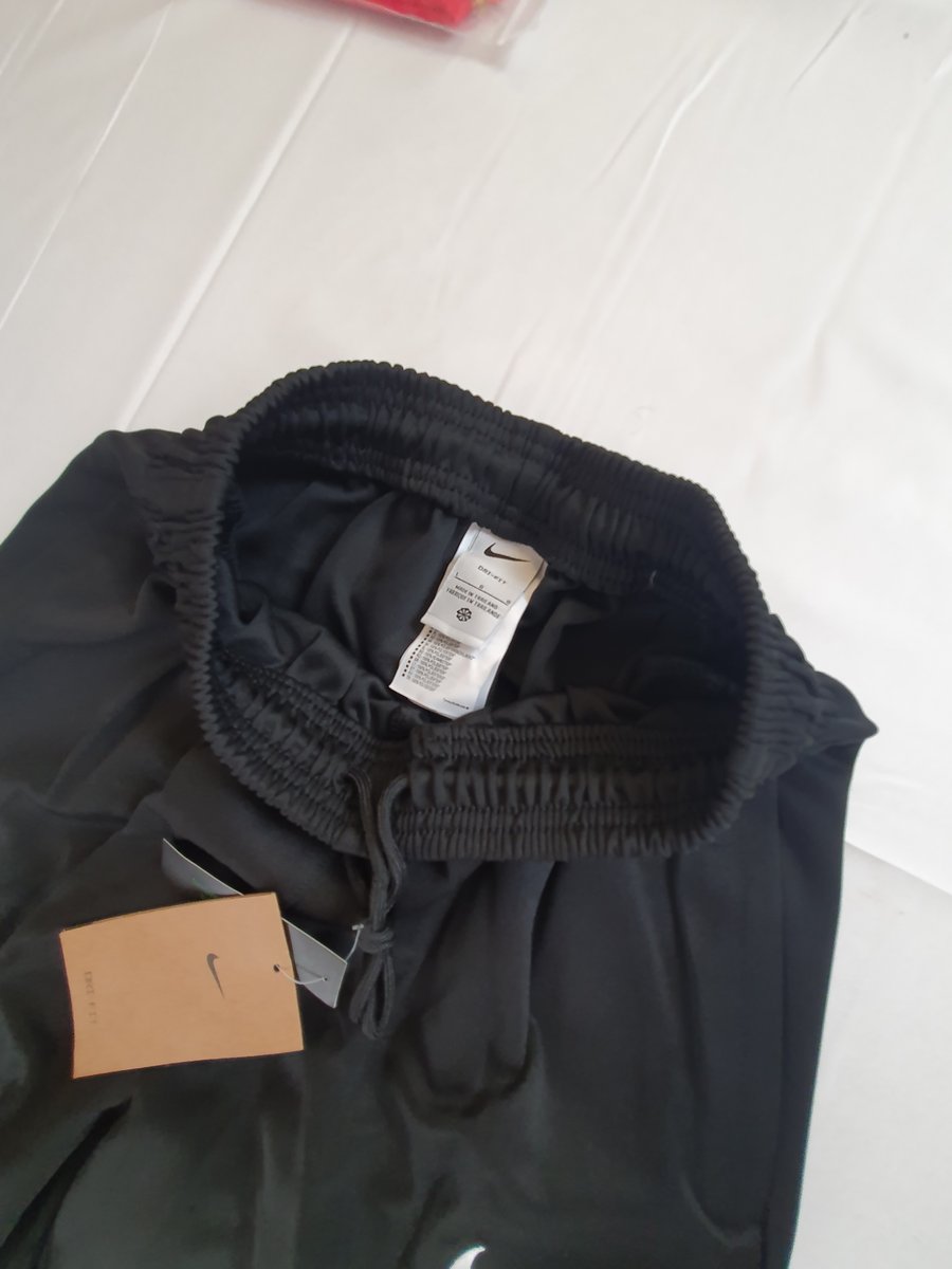 Nike Tech Fleece Jogger Schwarz #1