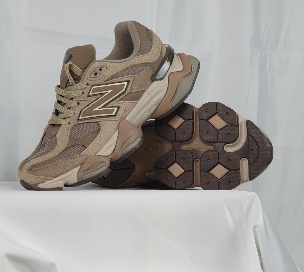 New Balance 9060 Braun/Beige #3