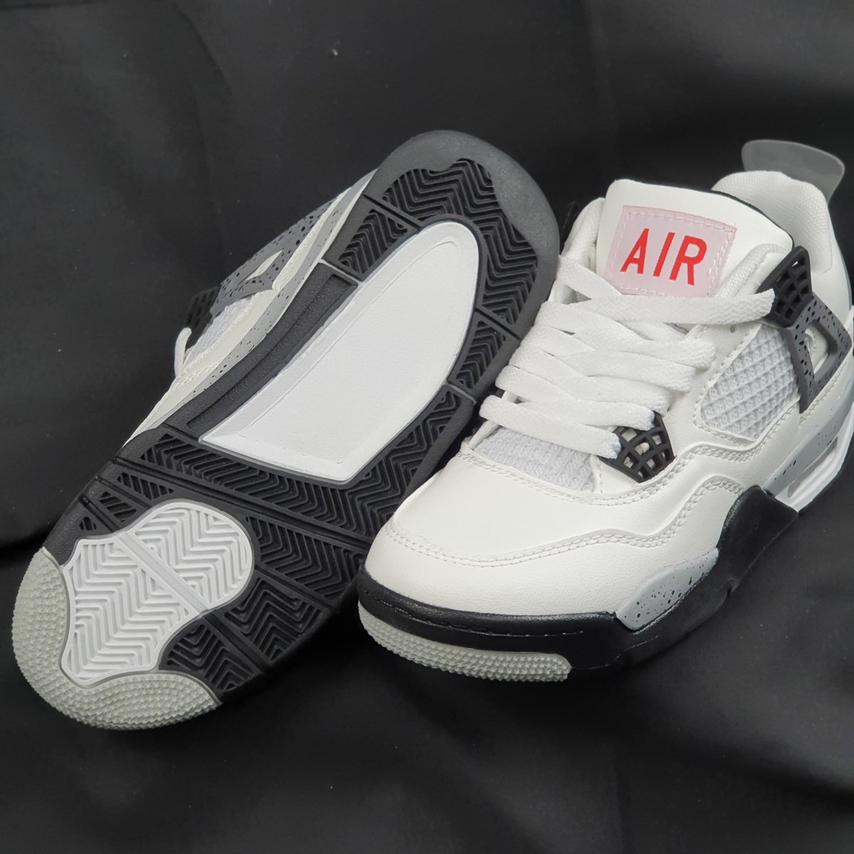 Air Jordan 4 'White Thunder' #3