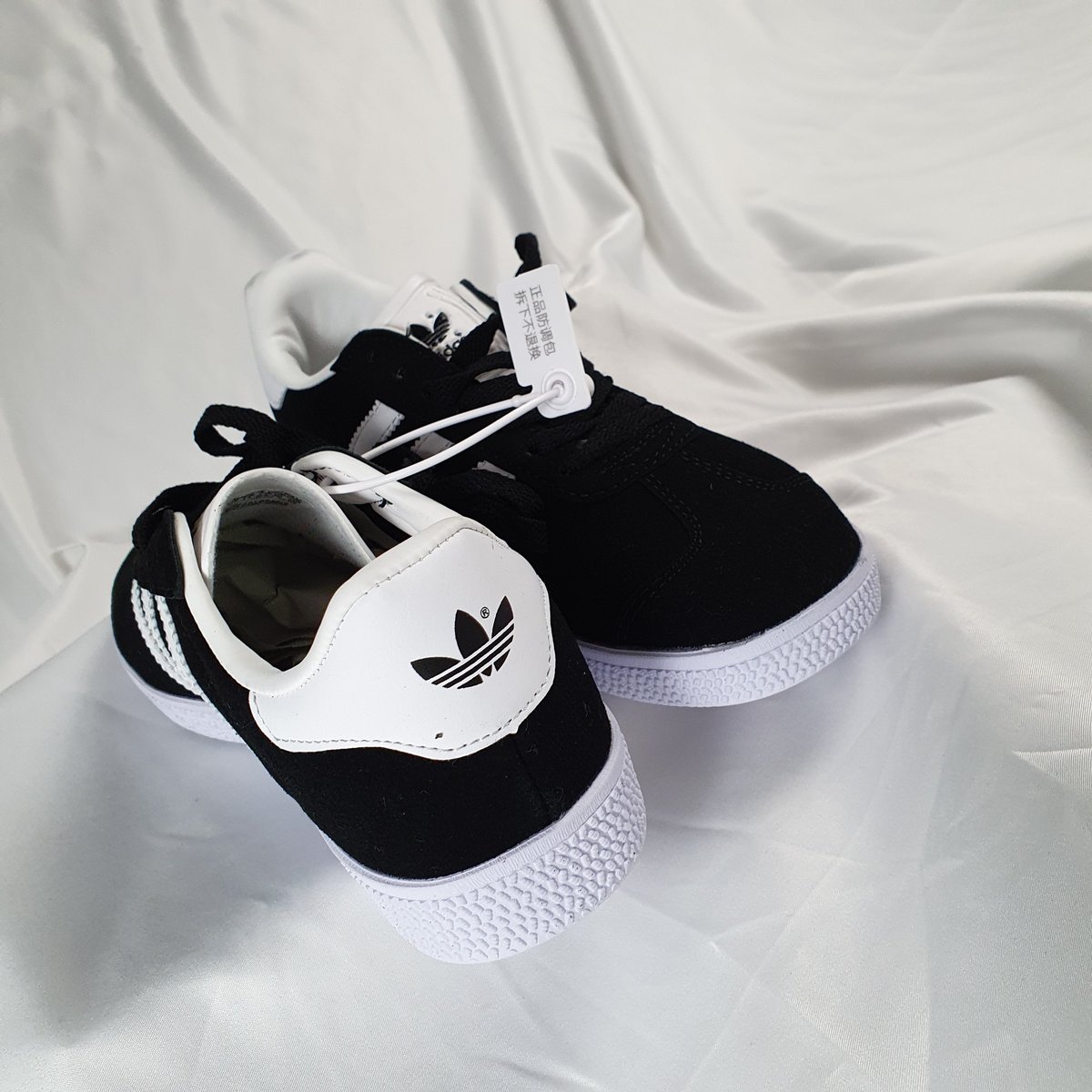 Adidas Gazelle Schwarz/Weiß #3