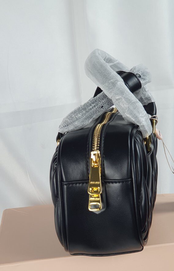 Miu Miu Matelassé Tasche schwarz mit Box #5