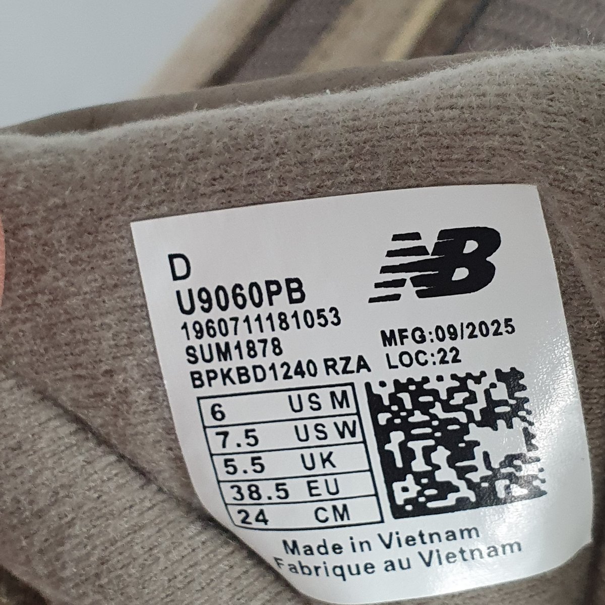 New Balance 9060 Braun/Beige #7