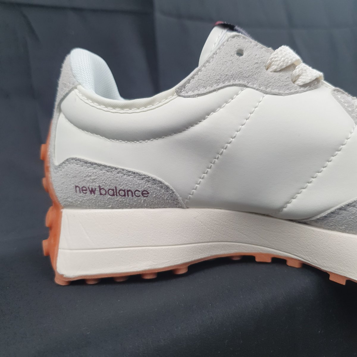 New Balance 327 Weiß/Burgund/Gum #10