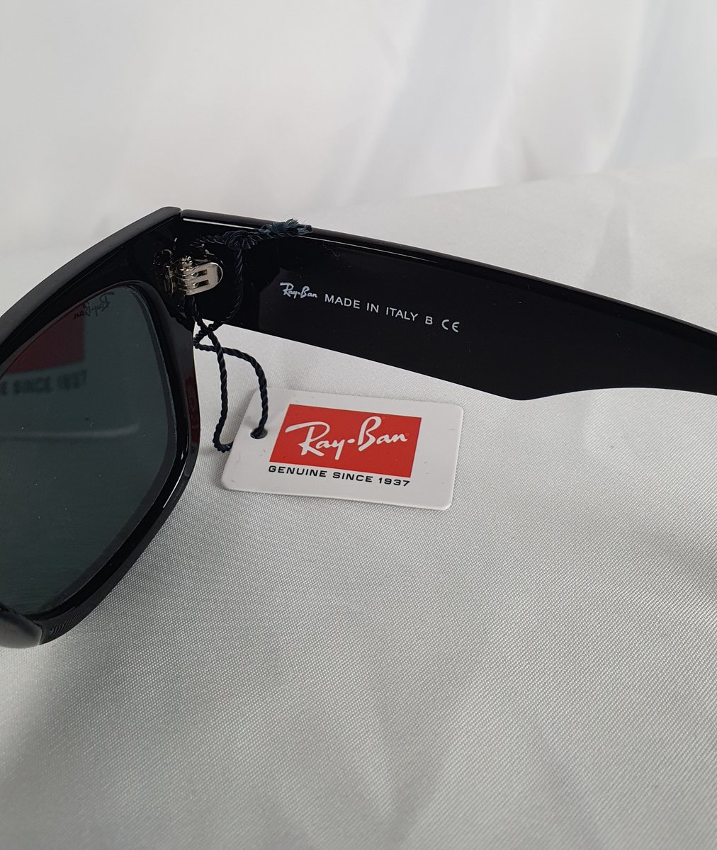 Ray-Ban Sonnenbrille Schwarz mit Etui #9